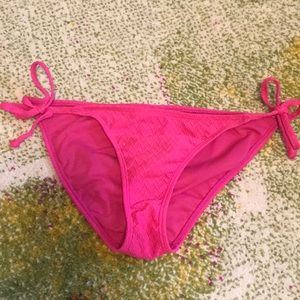 TEXTURED STRING BIKINI 👙